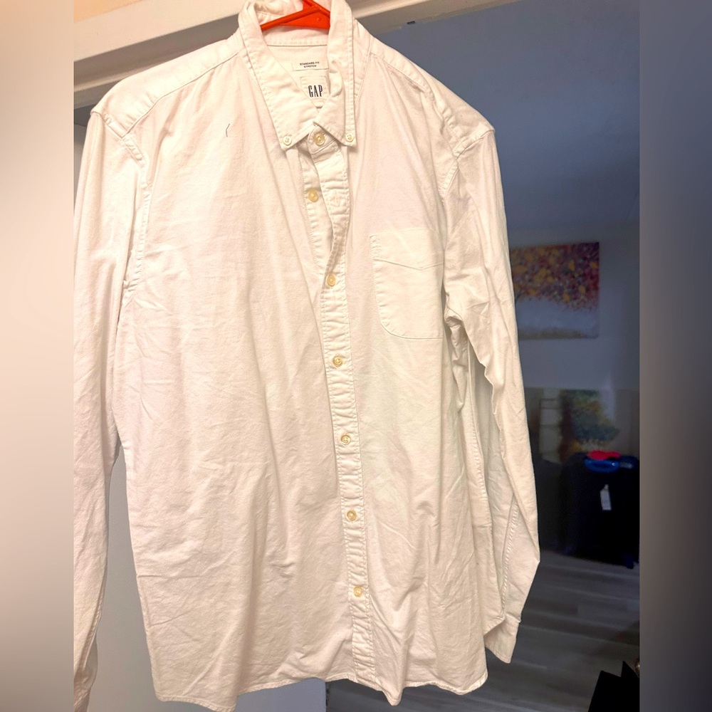 Gap. Standard stretch. Size L